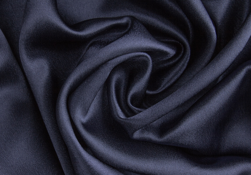 темно-синий